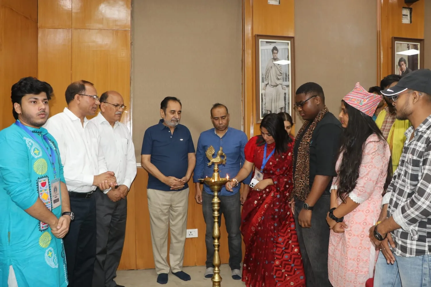 उत्कृष्ट अध्ययन-अध्यापन के साथ-साथ सांस्कृतिक उन्नयन और व्यक्तित्व विकास हेतु भी प्रतिबद्ध डीयू: अनूप लाठर