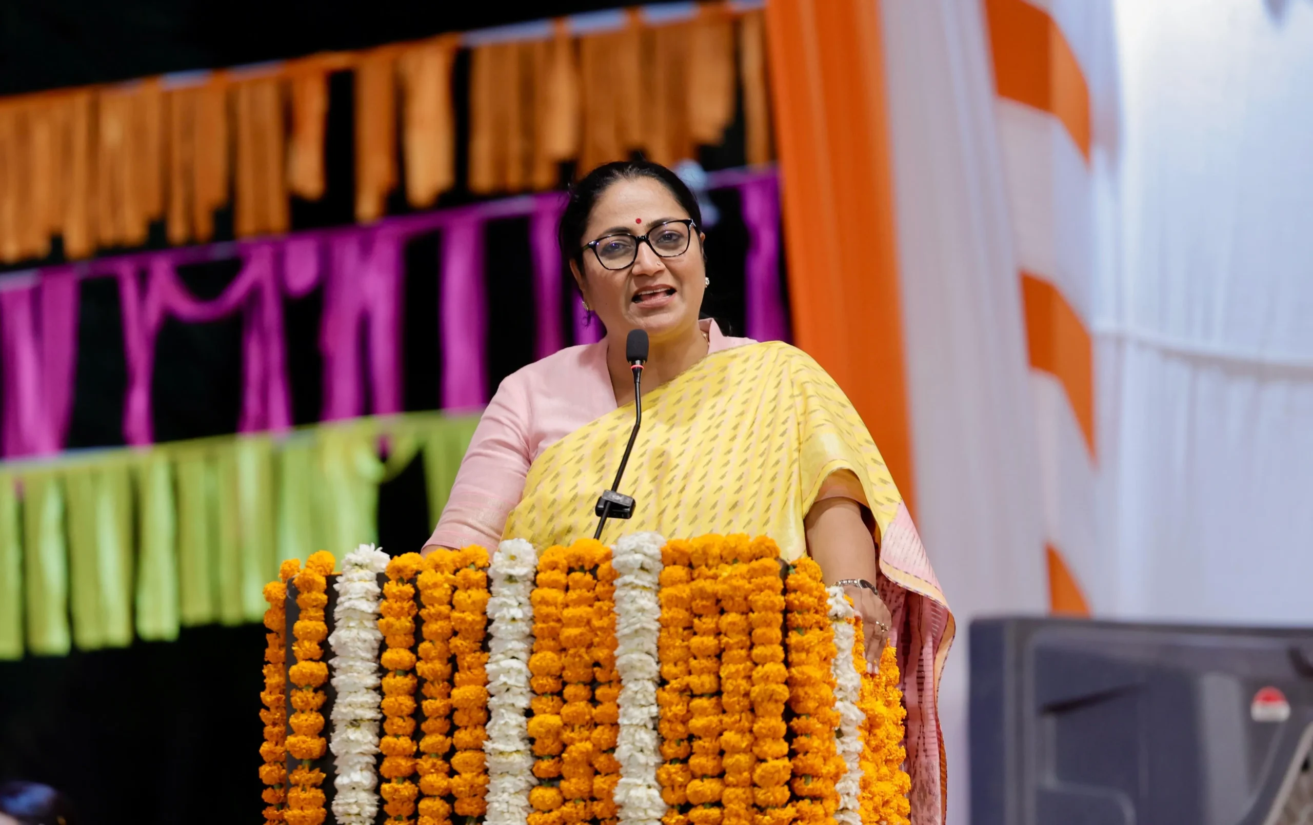 दिल्ली सरकार देगी महिला स्टार्टअप्स को 10 करोड़ रुपये तक का बिना गिरवी ऋण, गारंटी सरकार की: सीएम रेखा गुप्ता