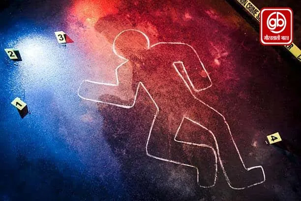 कानपुर : बीच सड़क पर बाप-बेटे की चाकू से गोदकर हत्या