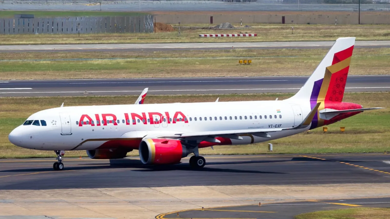 महंगे जेट फ्यूल से बिगड़ा Air India का गणित, अंतरराष्ट्रीय उड़ानों में और कटौती तय