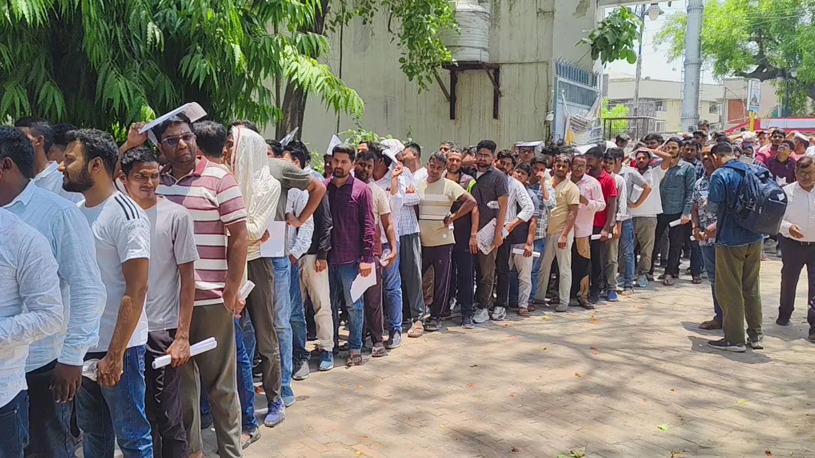 योगी सरकार की सख्ती और प्रशासन व यूपीएसएसएससी की सतर्कता से शांतिपूर्वक संपन्न हुई थी लेखपाल मुख्य परीक्षा