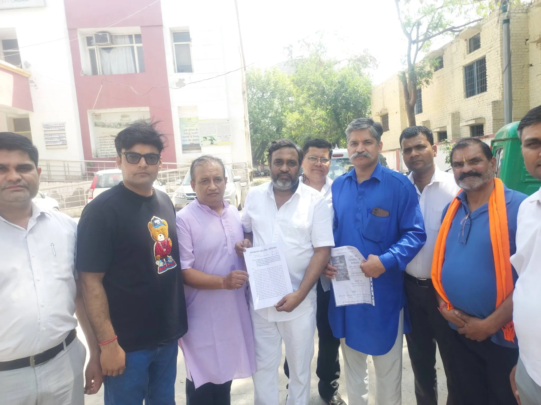 सोशल मीडिया टिप्पणी को लेकर बढ़ा विवाद, राजकुमार भाटी के खिलाफ कानूनी कार्रवाई की मांग