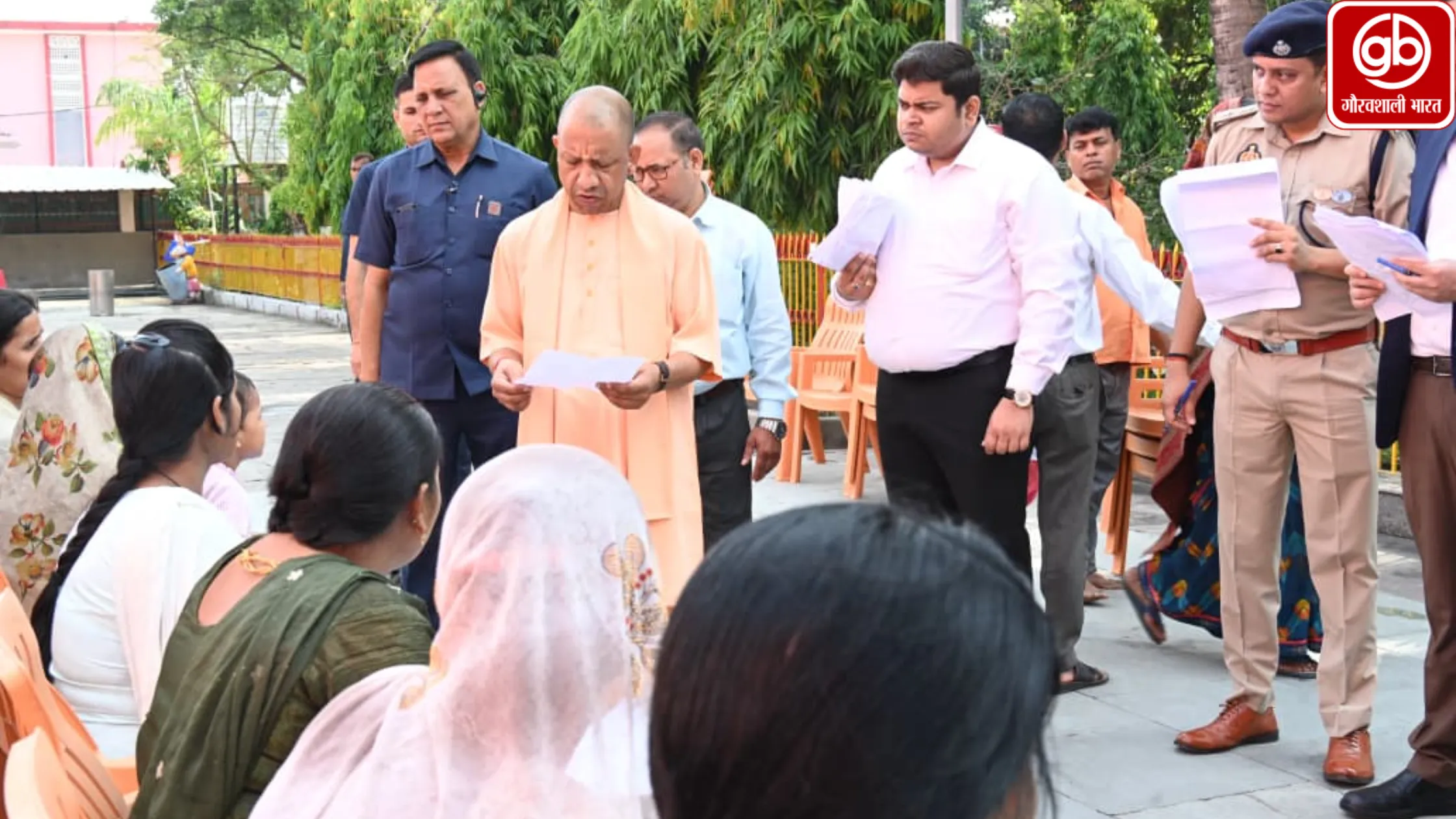 जन समस्याओं पर त्वरित संवेदनशीलता दिखाएं अधिकारी, कराएं पारदर्शी निस्तारण: मुख्यमंत्री