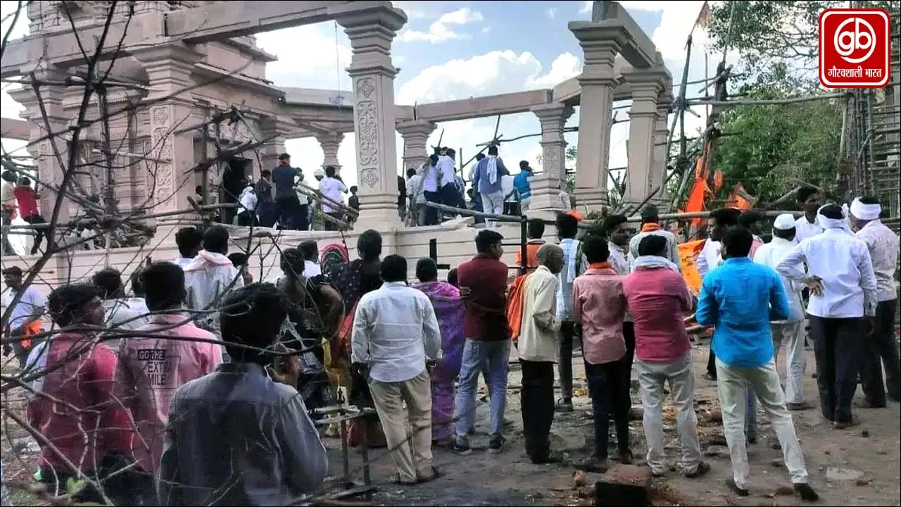 महाराष्ट्र: परभणी के हनुमान मंदिर में बड़ा हादसा