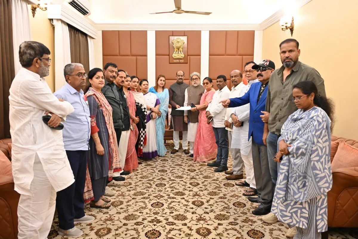 TMC से अलग हुए बागी सांसद,NDA के साथ बढ़ाएंगे कदम