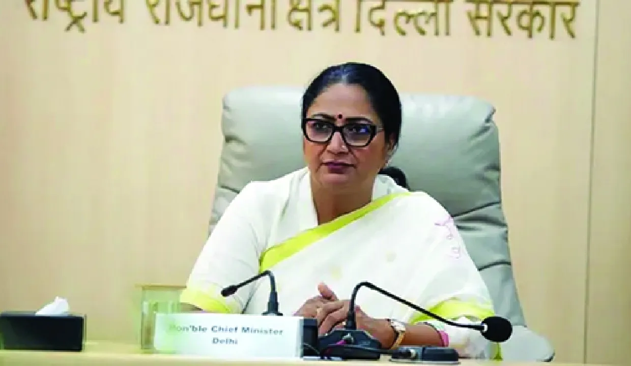 केंद्र और दिल्ली सरकार की योजनाएं एक मंच पर