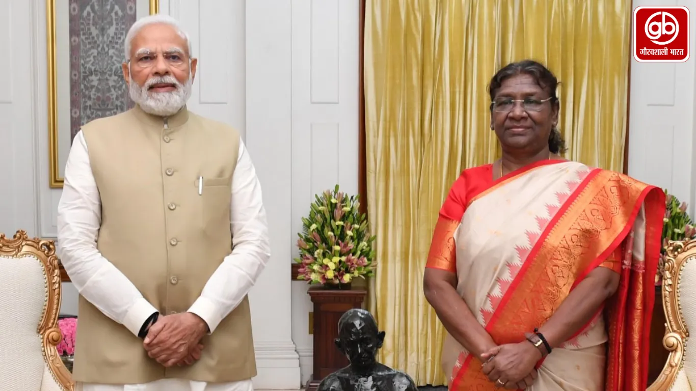 राष्ट्रपति और प्रधानमंत्री एक मंच पर, ओडिशा में विकास परियोजनाओं का शिलान्यास