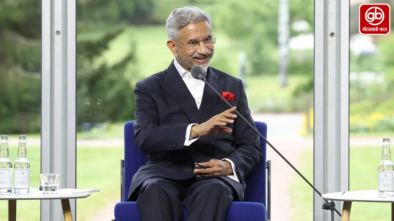 फिनलैंड में जयशंकर ने खोली पश्चिम की पोल