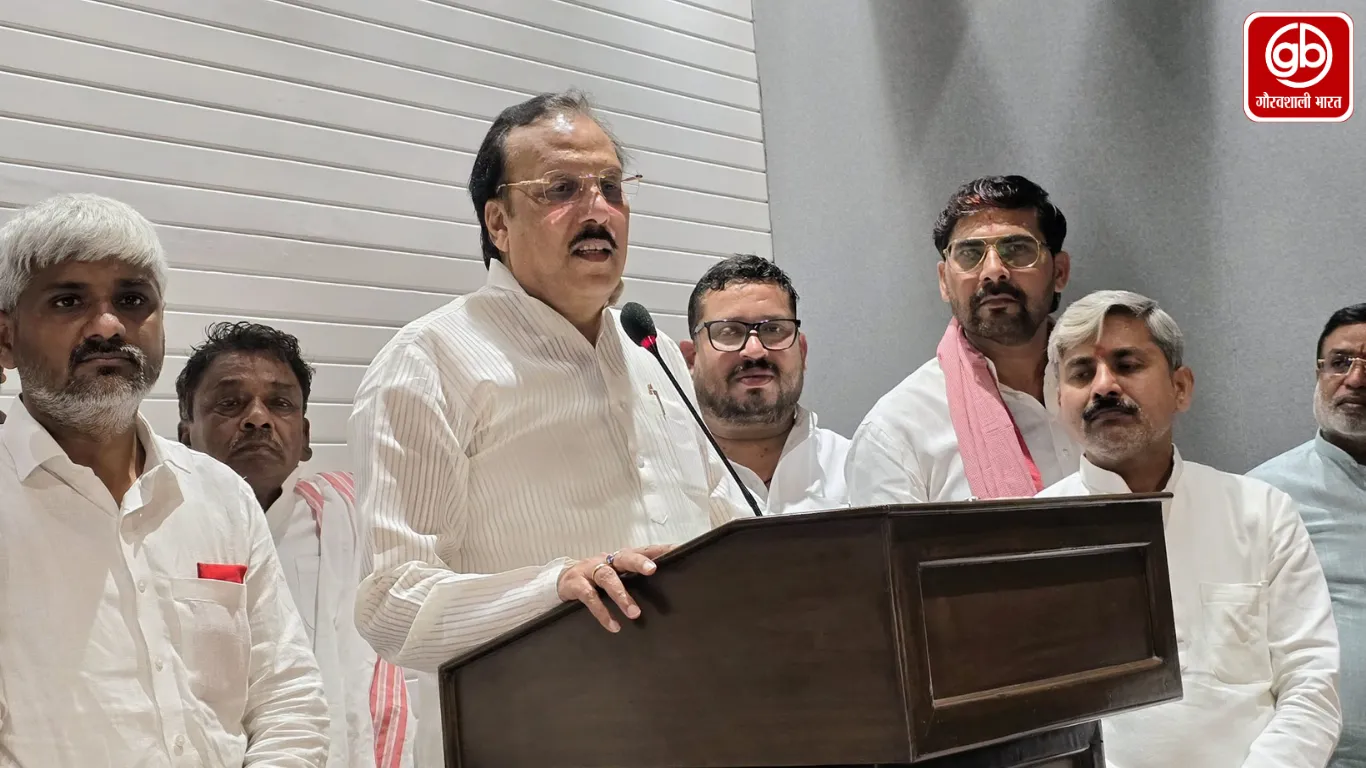 राजीव राय का निशाना, बिना नाम लिए सहयोगी दलों के नेताओं पर साधा हमला