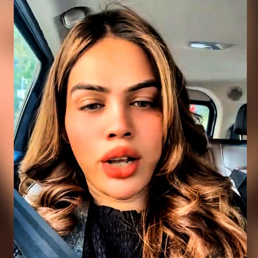 nazia-elahi-khan