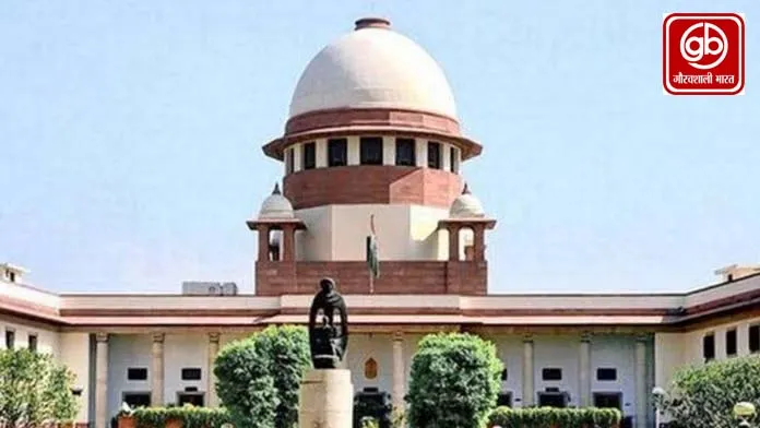 पब्लिक प्लेस पर पोर्न देखने पर रोक की मांग वाली याचिका खारिज 