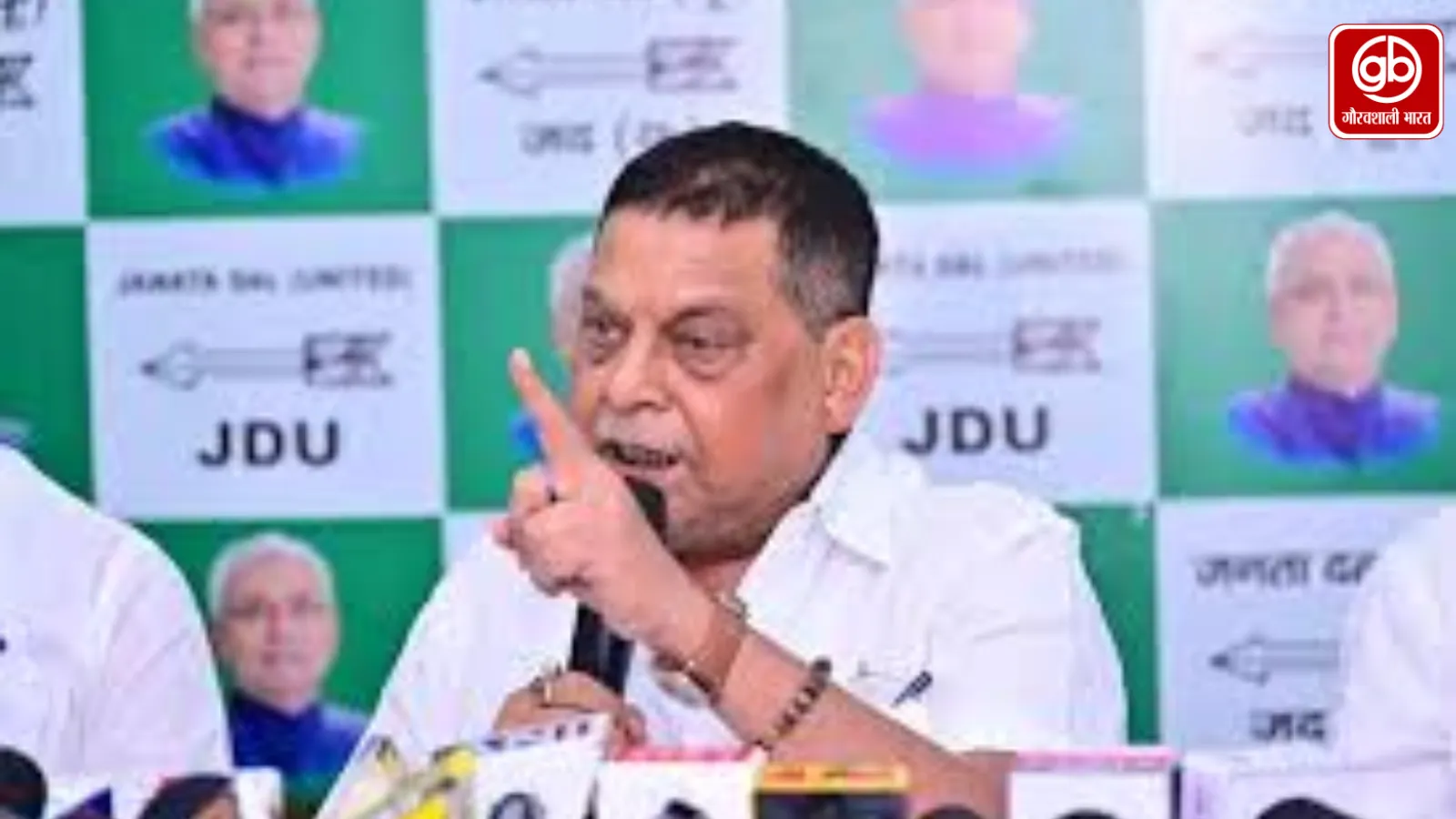 नीतीश कुमार के वीडियो पर सियासत तेज, JDU ने PK के खिलाफ मोर्चा खोला