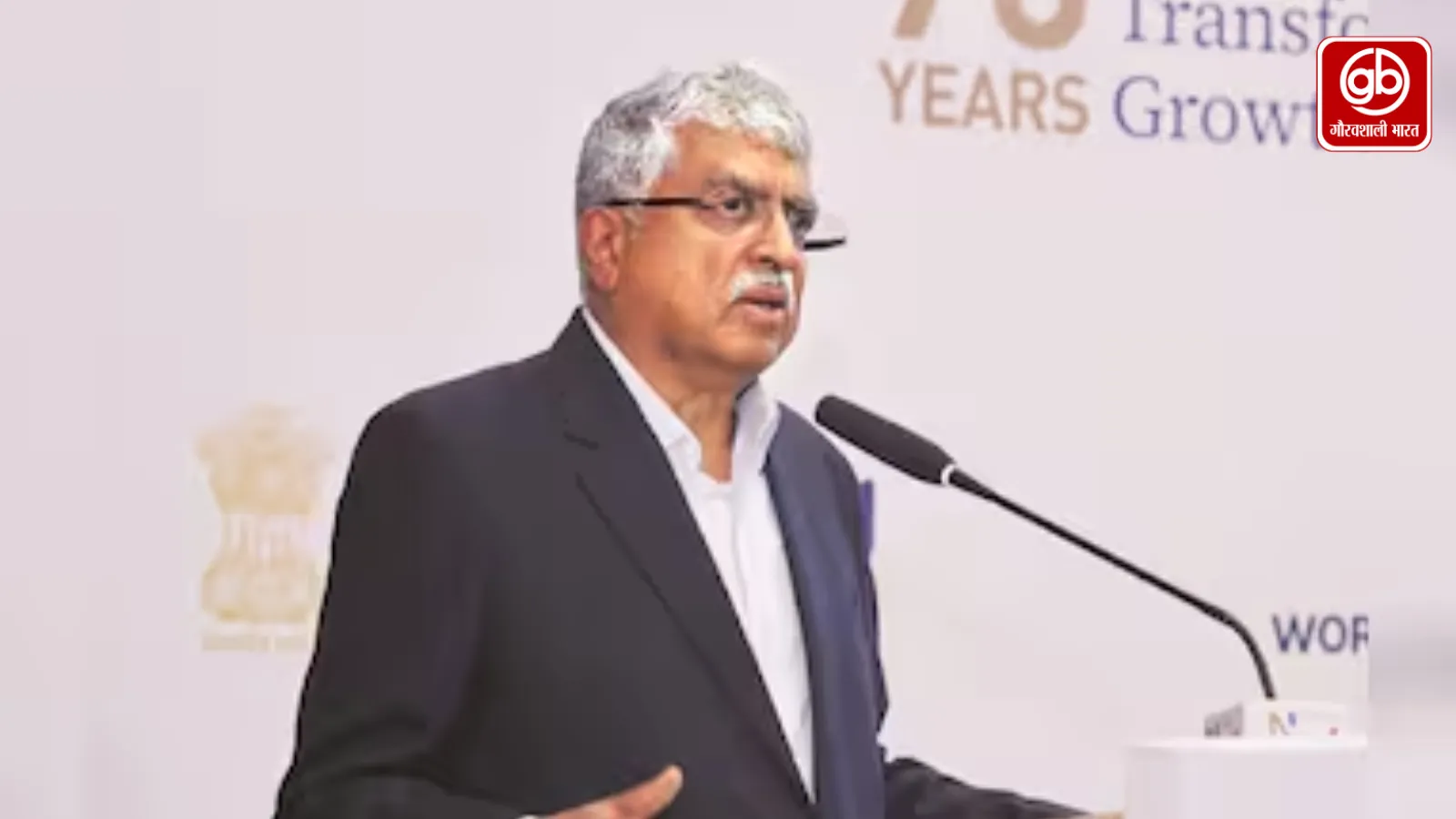 बड़ी कंपनियों में घटेंगी नौकरियां, छोटे उद्यम बढ़ाएंगे रोजगार: नंदन नीलेकणी