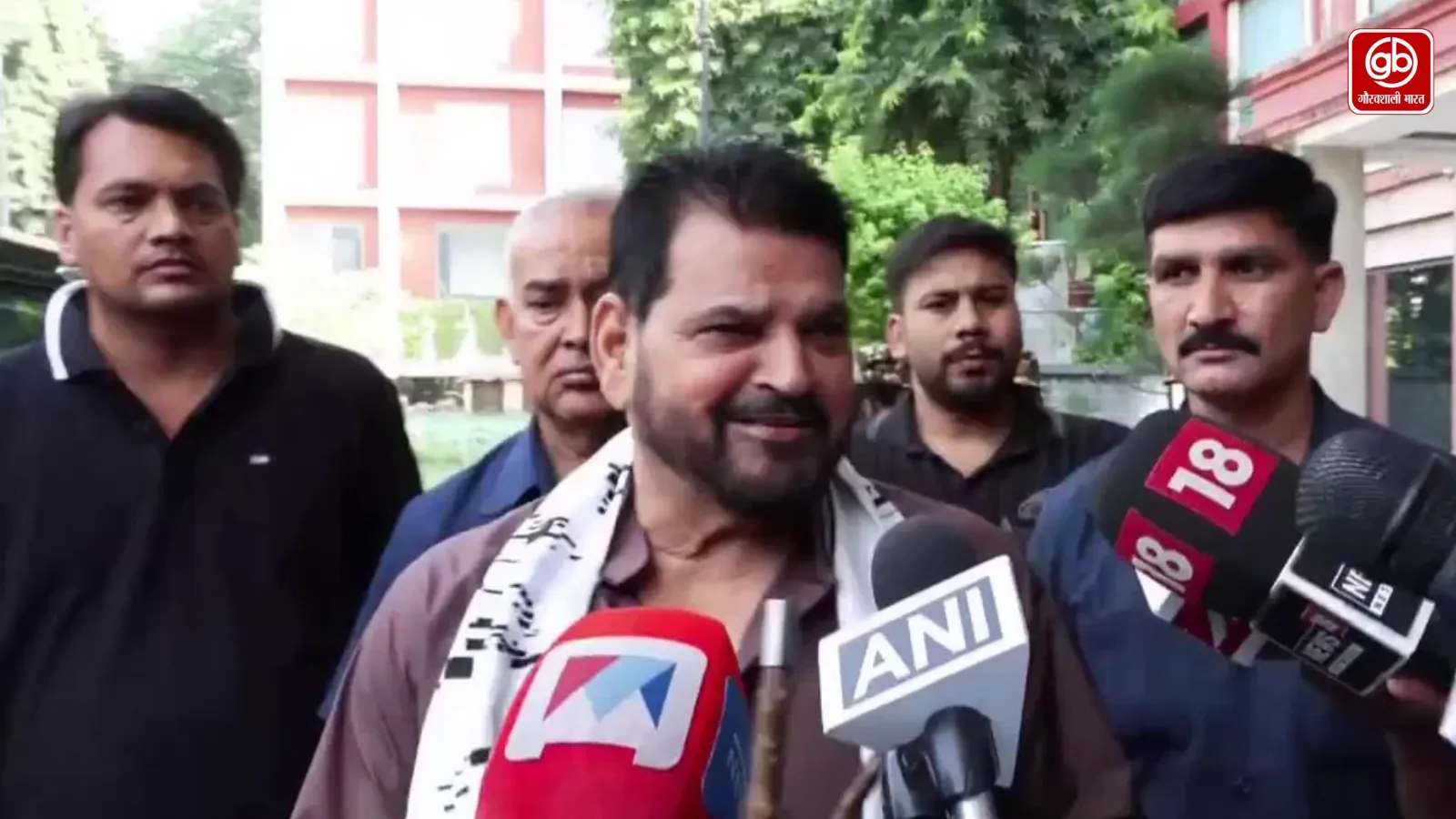 अखिलेश पर बृजभूषण का बयान, कांग्रेस को लेकर भी कही बड़ी बात