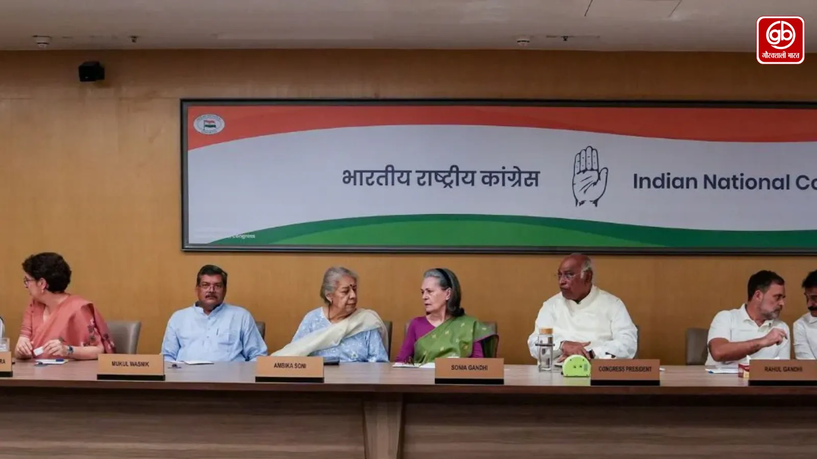 मतदाता सूची विवाद पर कांग्रेस सख्त, खरगे ने ज्ञानेश कुमार को घेरा