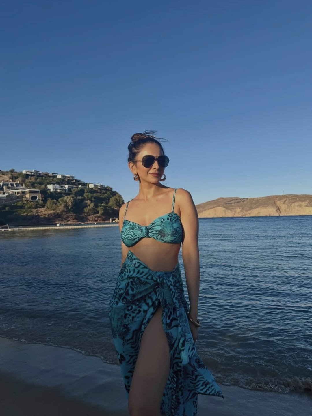👗 स्टाइल में रकुल का जलवा