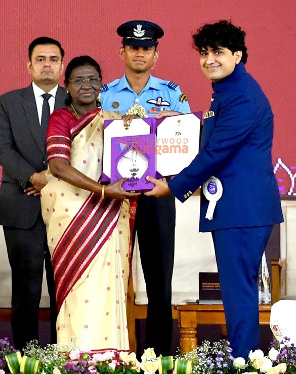🏆 कामयाबी का जश्न, सितारों के साथ!