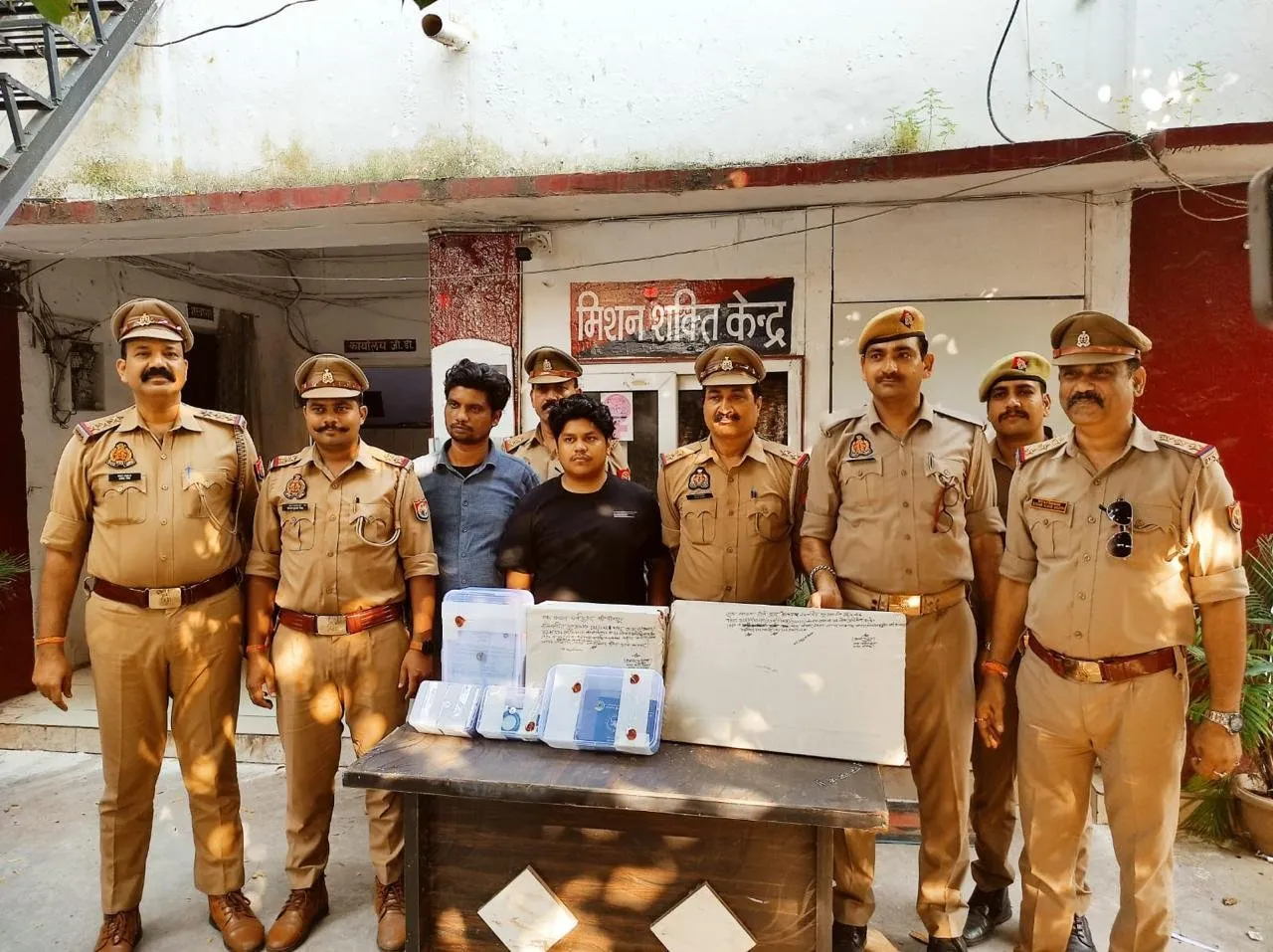 बांग्लादेशी नागरिक गिरफ्तार, आधार-पैन से जन्म प्रमाण पत्र तक मिला
