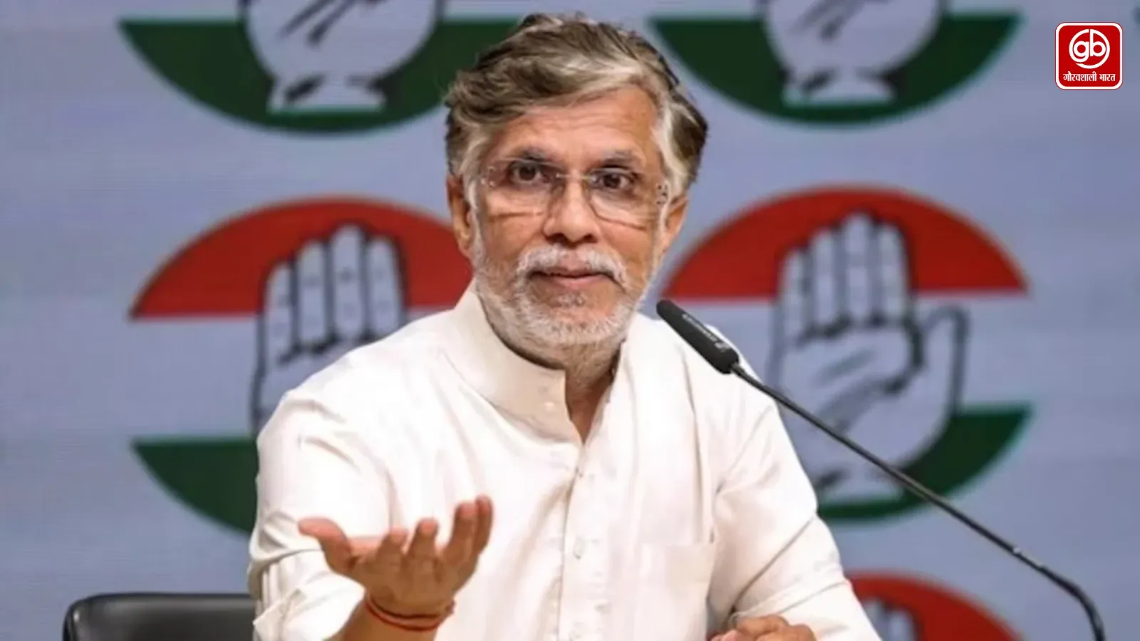 पूरा INDIA गठबंधन साथ, शांतिपूर्ण तरीके से आगे बढ़ेगा आंदोलन:पवन खेड़ा