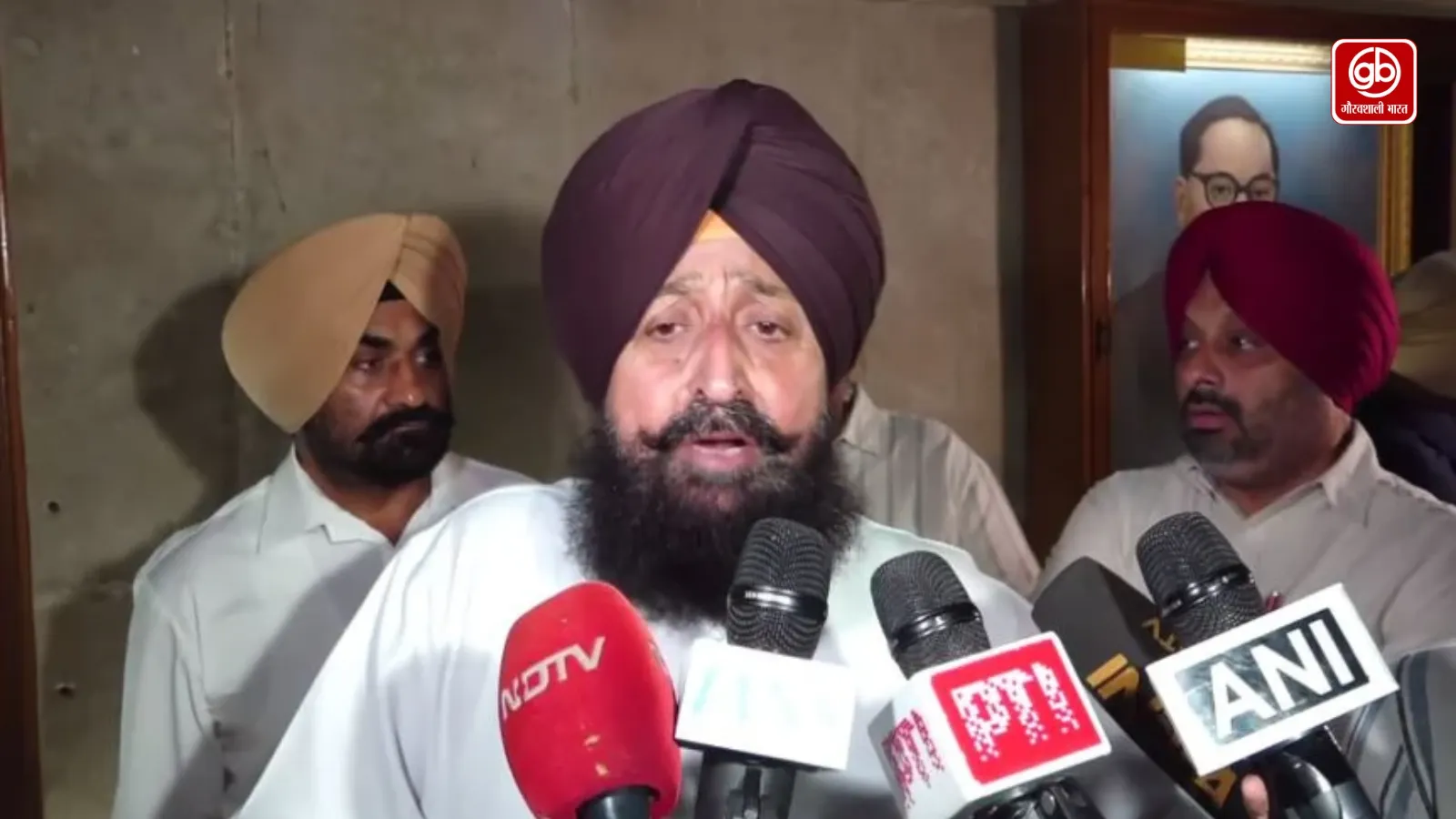 पंजाब सरकार के खिलाफ कांग्रेस का हमला, बाजवा ने ‘लानत पत्र’ जारी कर उठाए सवाल
