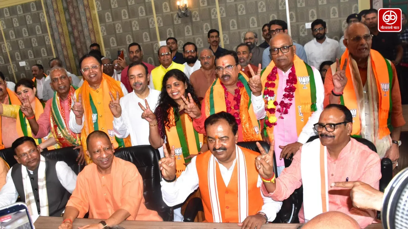 यूपी राज्यसभा चुनाव में सभी उम्मीदवारों का नामांकन पूरा, मतदान की संभावना खत्म