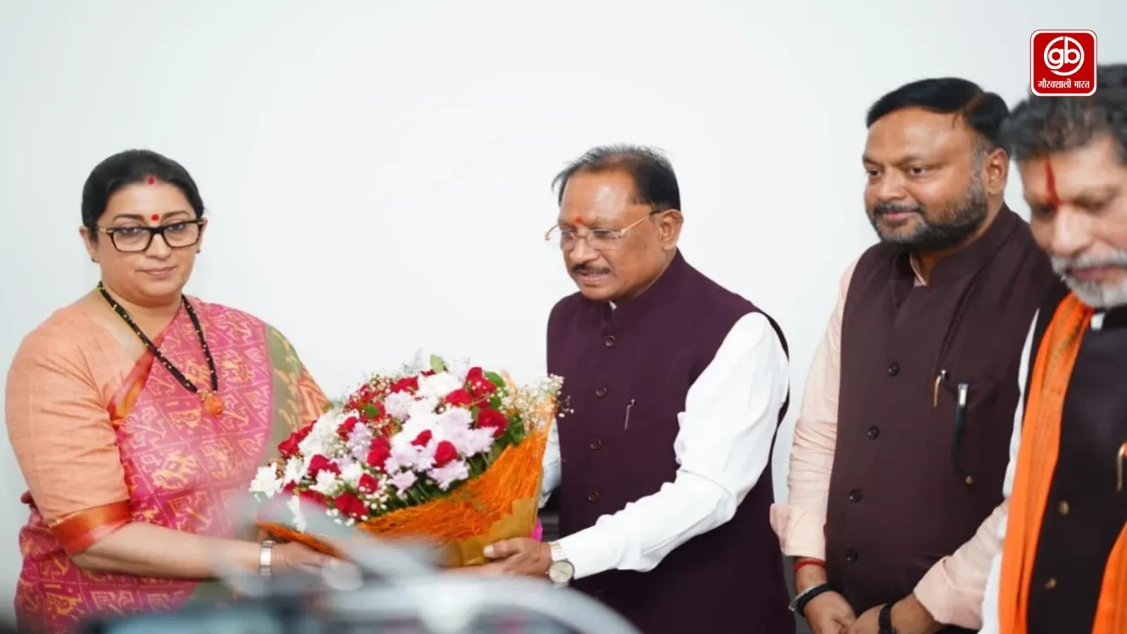स्मृति ईरानी का पहला रायपुर दौरा, संगठनात्मक बैठकों से बनेगी चुनावी रणनीति