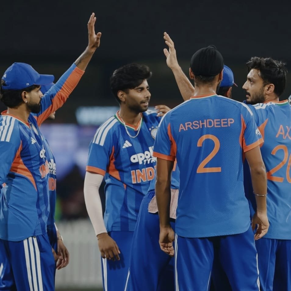 मैदान पर भारतीय शेरों का जलवा, हर तरफ बस टीम इंडिया की चर्चा!